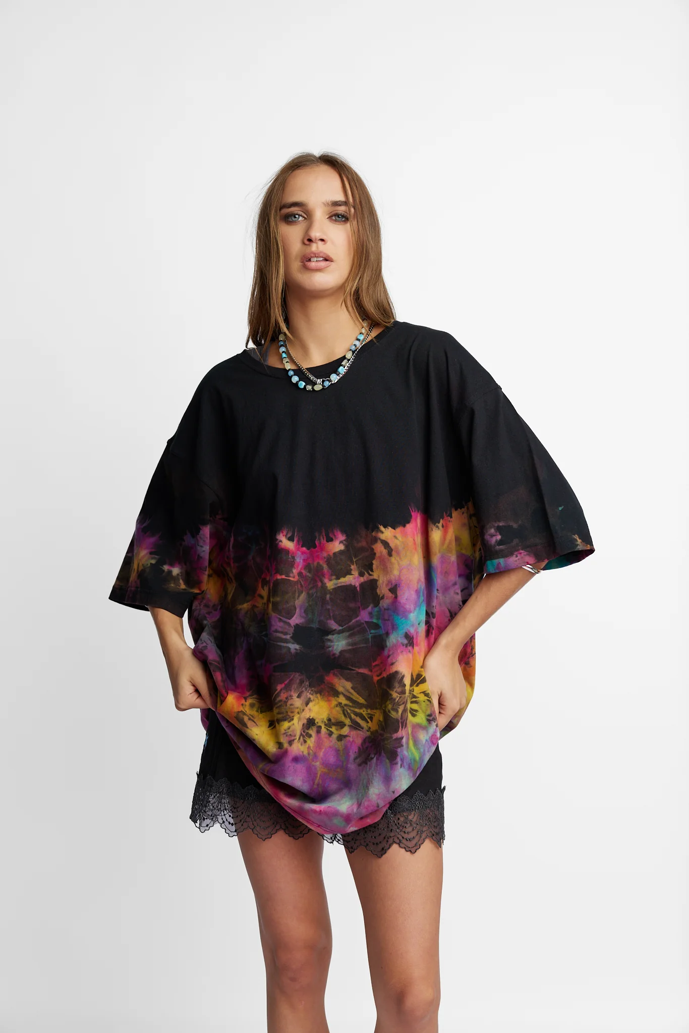 Oversized Mum Tee - Size 2XL/3XL - Image 3