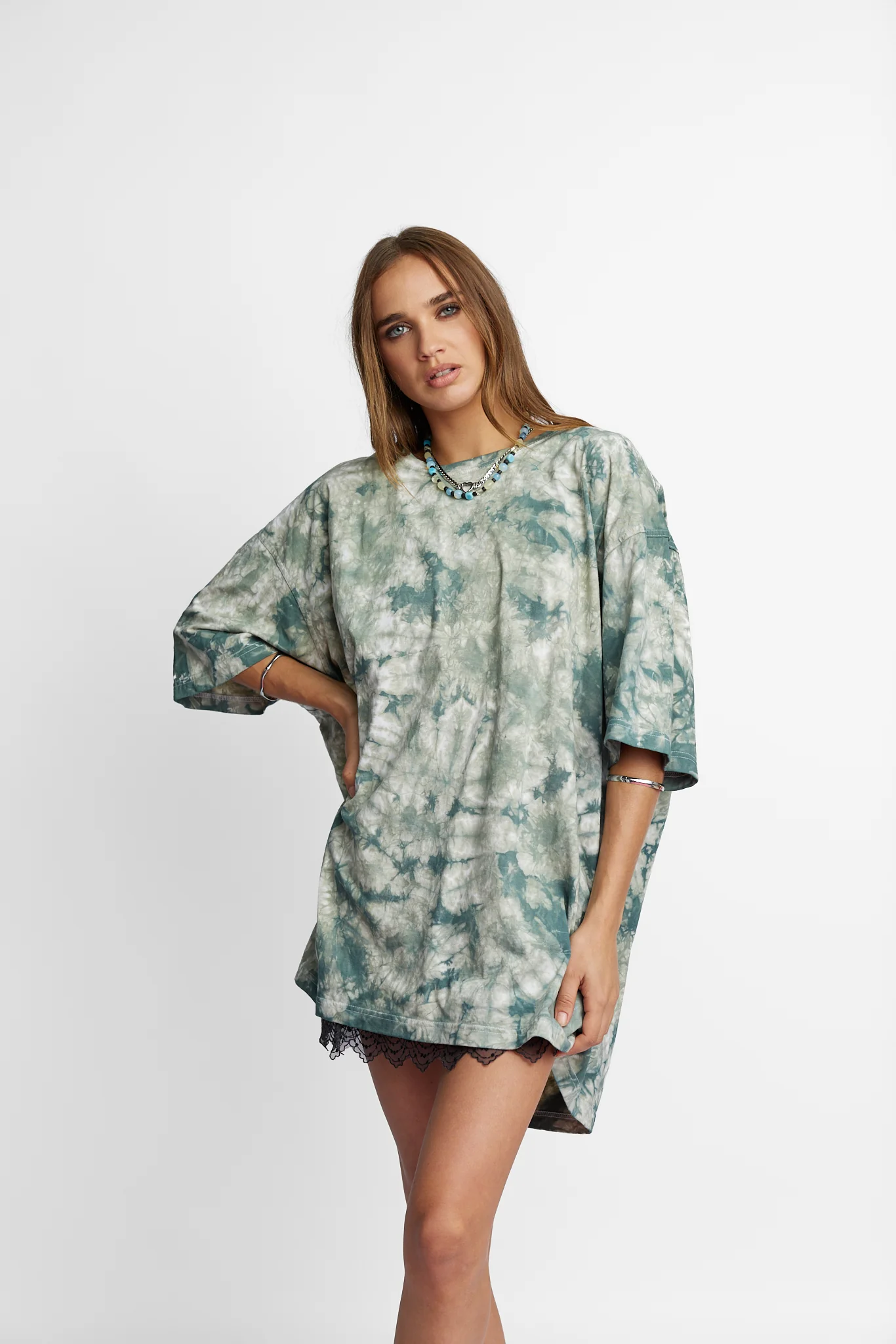 Oversized Mum Tee - Size 2XL/3XL - Image 4