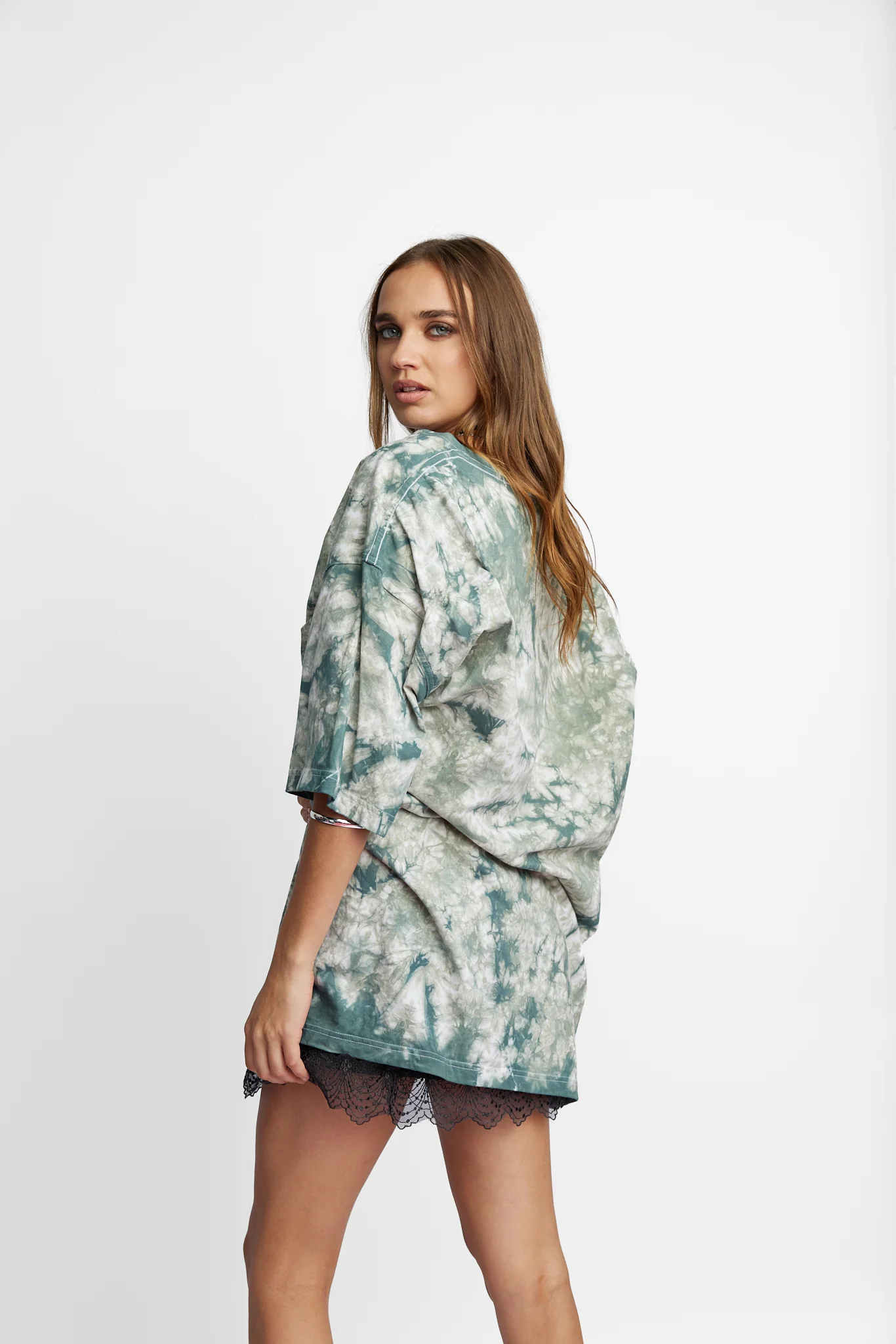Oversized Mum Tee - Size 2XL/3XL - Image 7