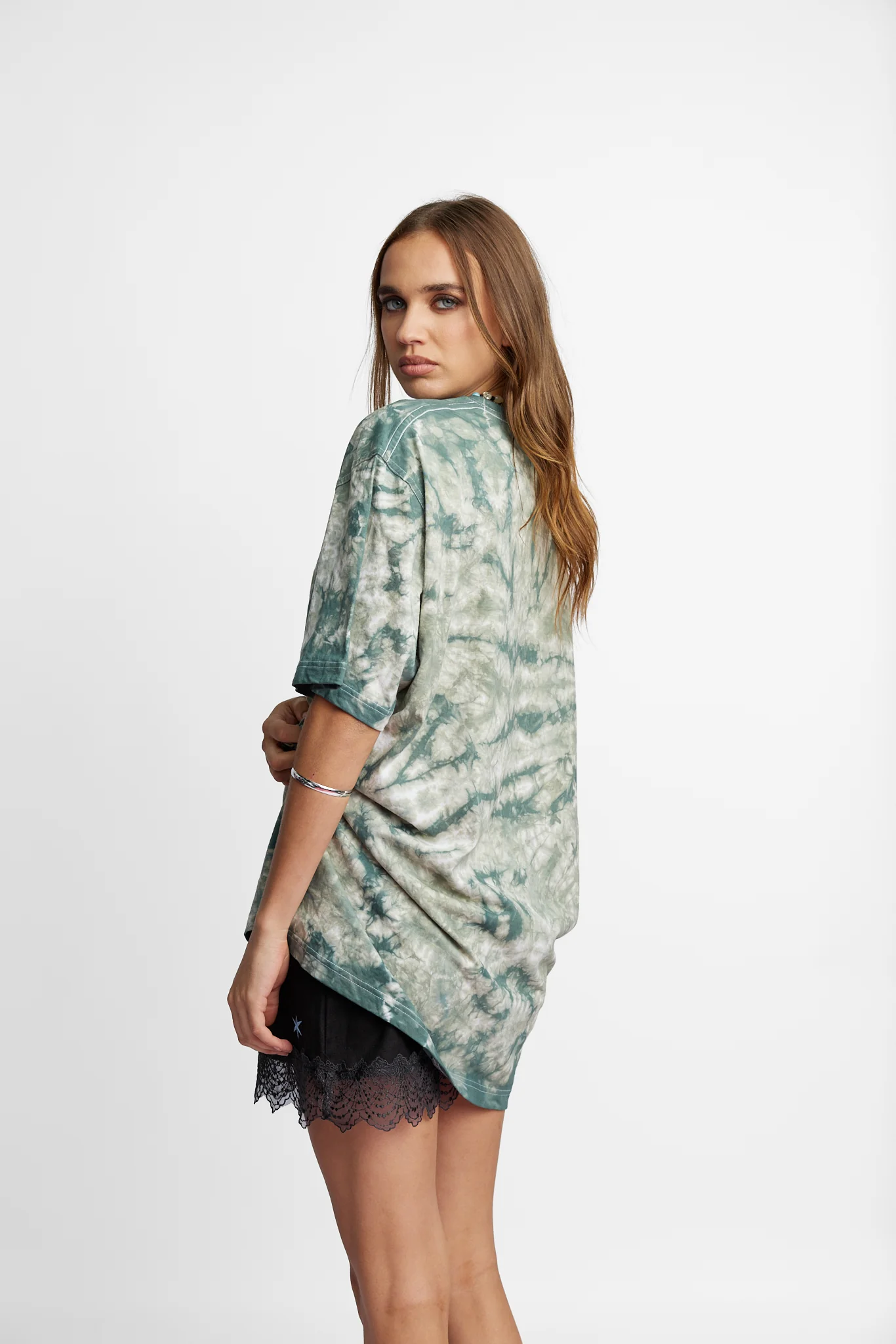 Oversized Mum Tee - Size L/XL - Image 5