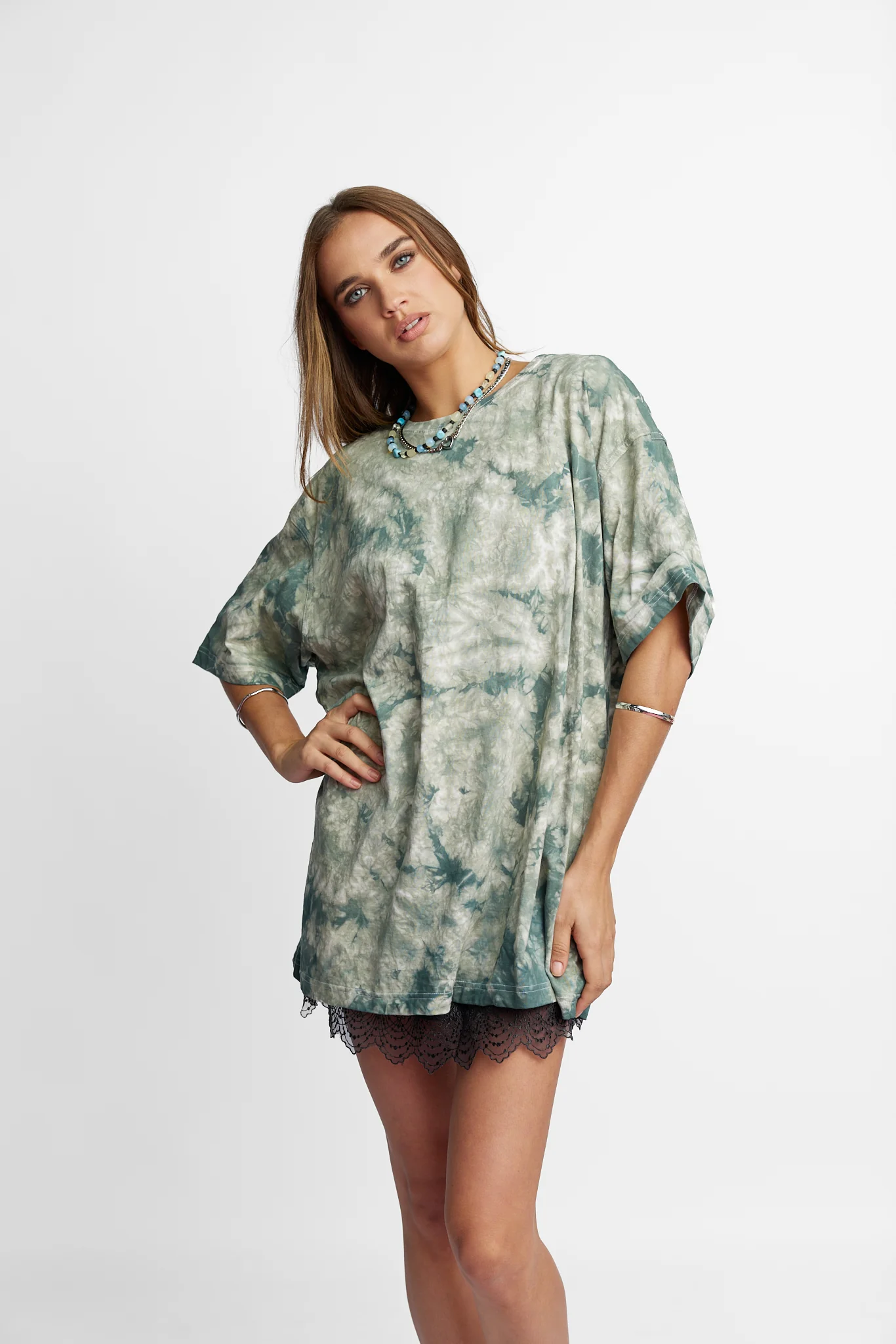 Oversized Mum Tee - Size L/XL - Image 4