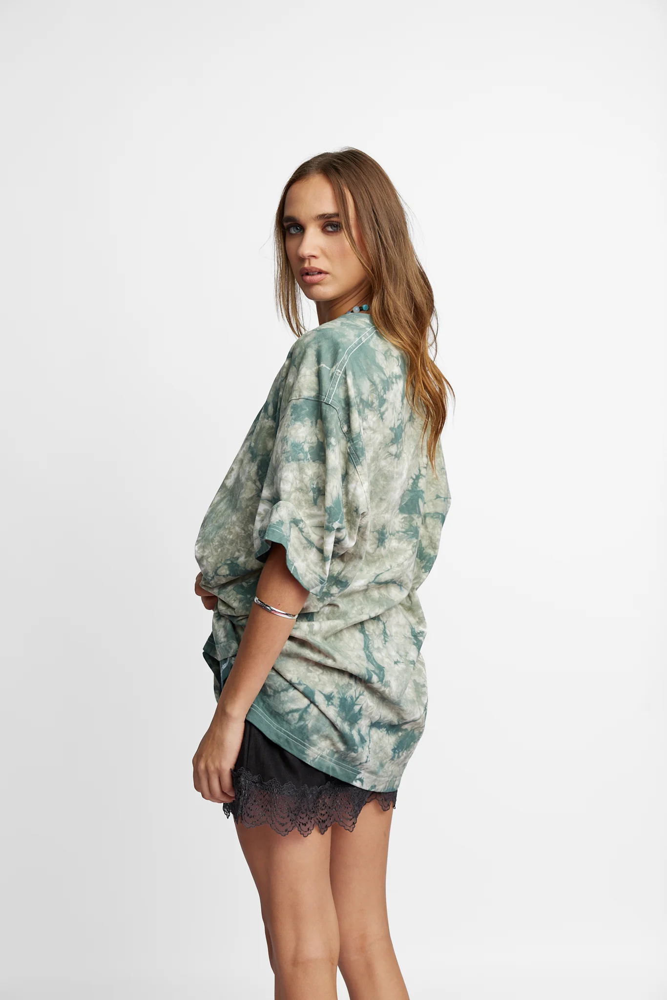 Oversized Mum Tee - Size L/XL - Image 6
